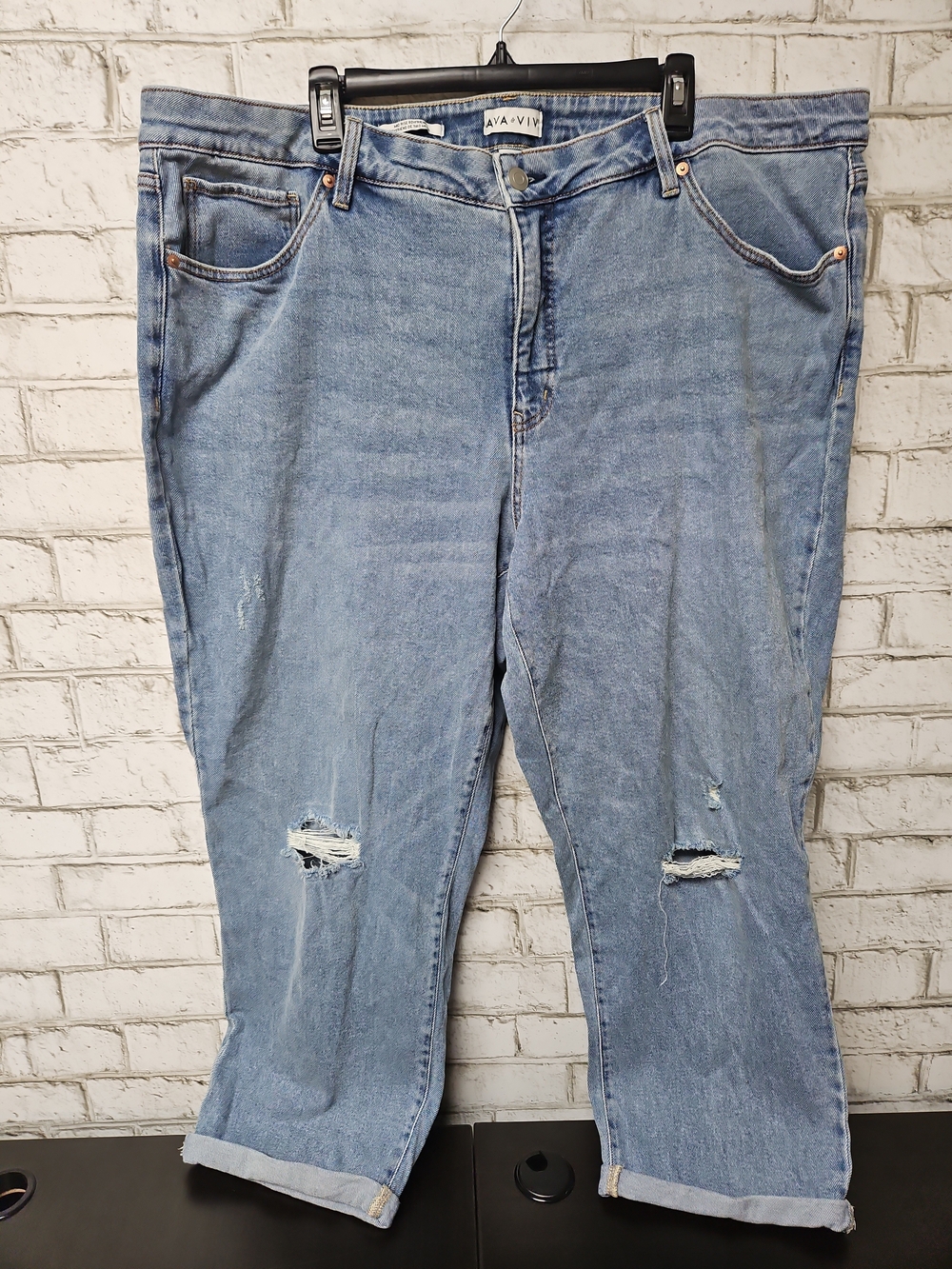 Ava & Viv Women's Mid-Rise Boyfriend Distressed Jeans Size 22 Rolled Hem